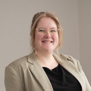 Headshots for Website-Desiree