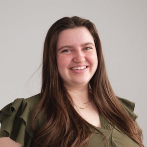 Headshots for Website-Rayna